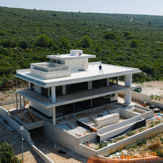 On Croatia’s Coast, a Former Basketball Star Builds a Tribute to His Hero