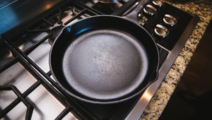 Want to Clean Cast Iron the Right Way? Grab This From Your Pantry