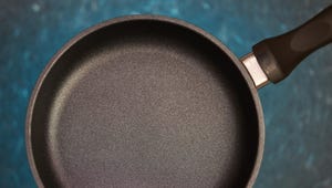 5 Worst Foods to Cook Using Teflon, According to an Instructor of Health-Centered Cooking