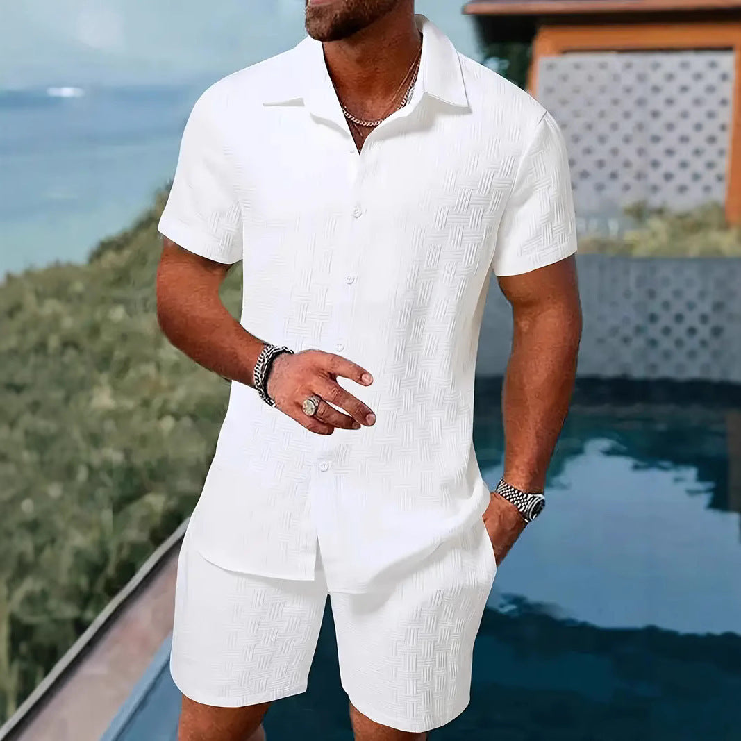 A two-piece set of jacquard black and white solid color short-sleeved men's vacation casual style shirt and shorts