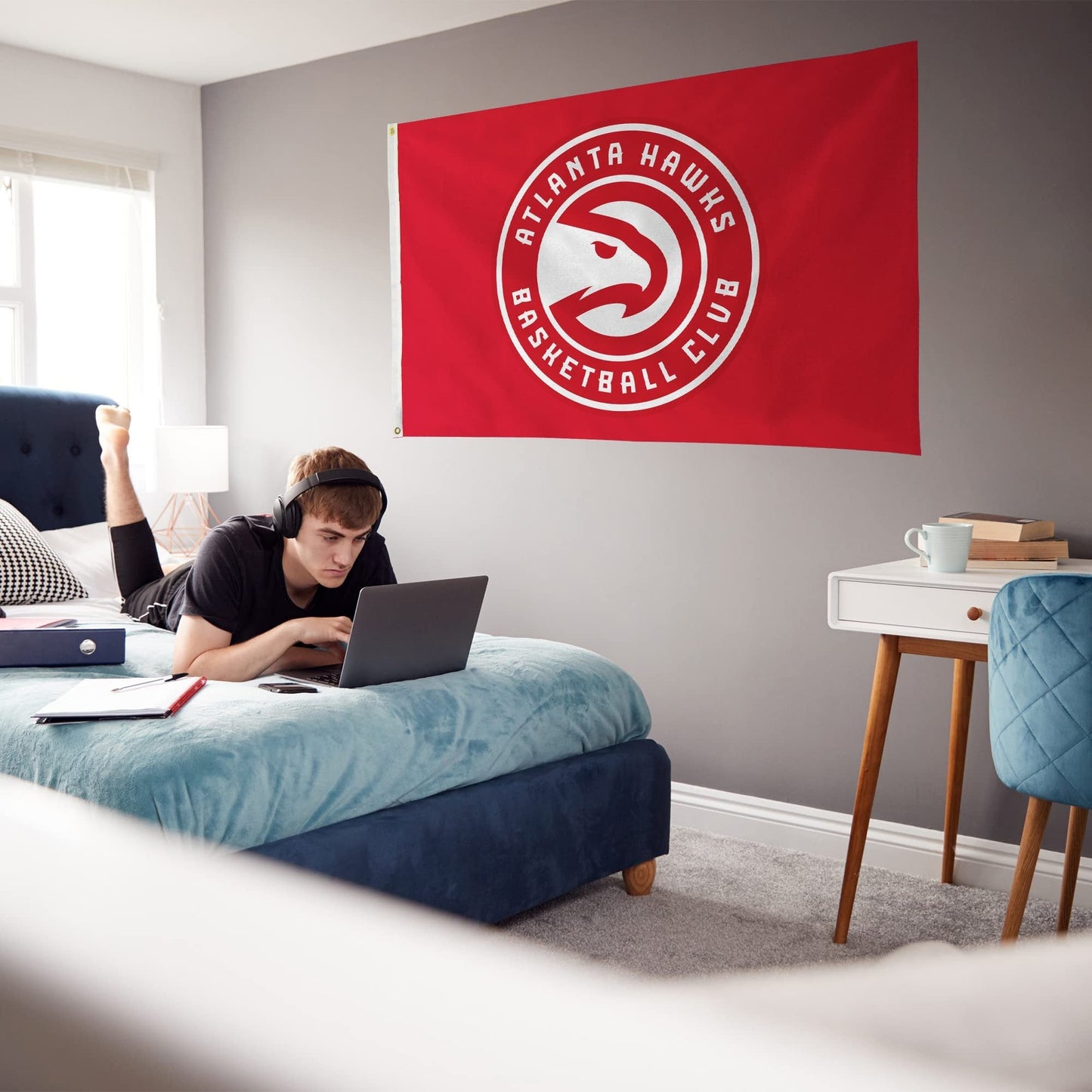 Atlanta Hawks Premium 3x5 Feet Flag Banner, Logo Design, Metal Grommets, Outdoor Use, Single Sided