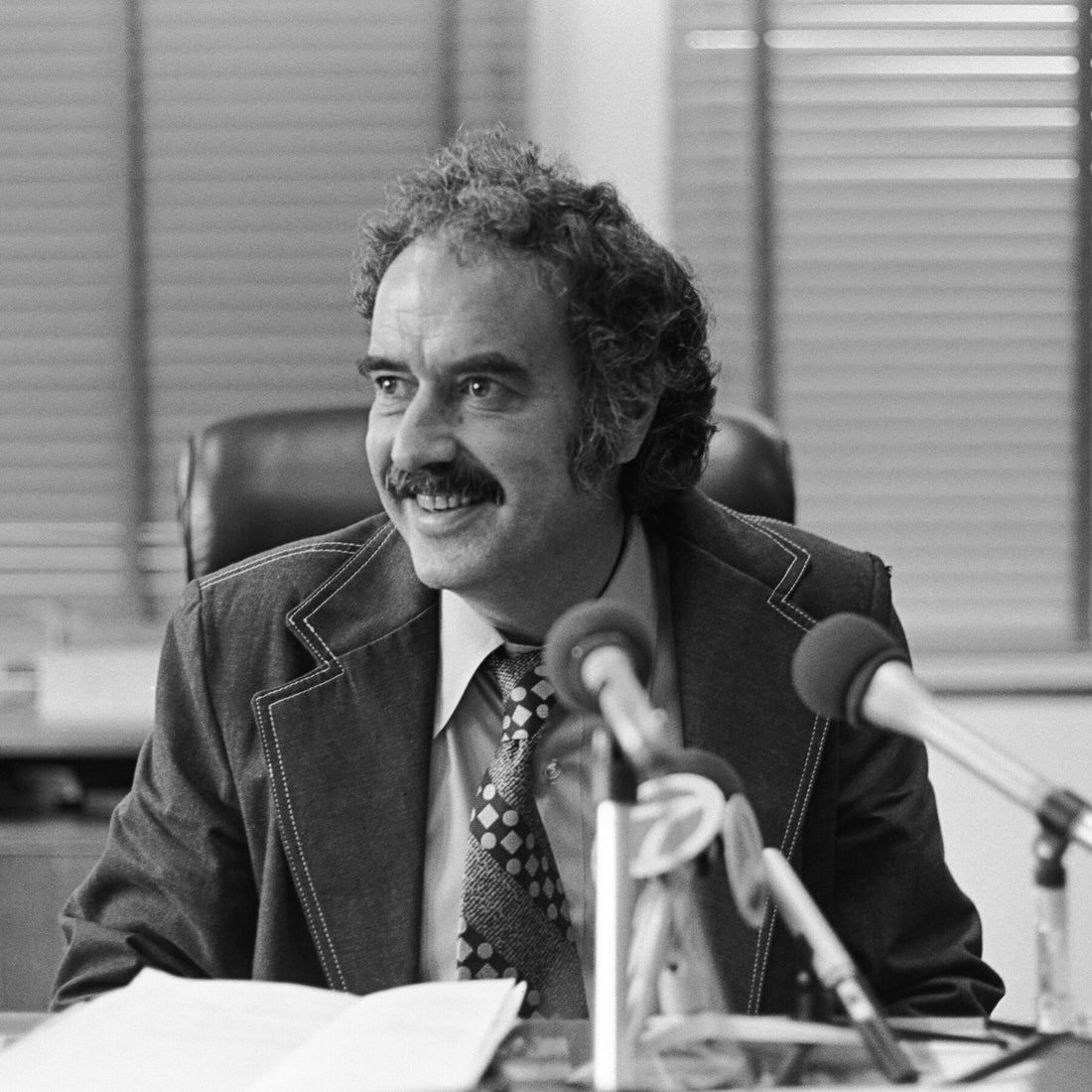 John Burton, 92, Dies; California Political Boss Who Staged a Comeback