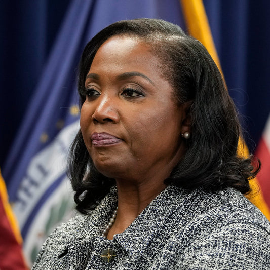 Appeals Court Says Lisa Cook Can Remain on Fed Board