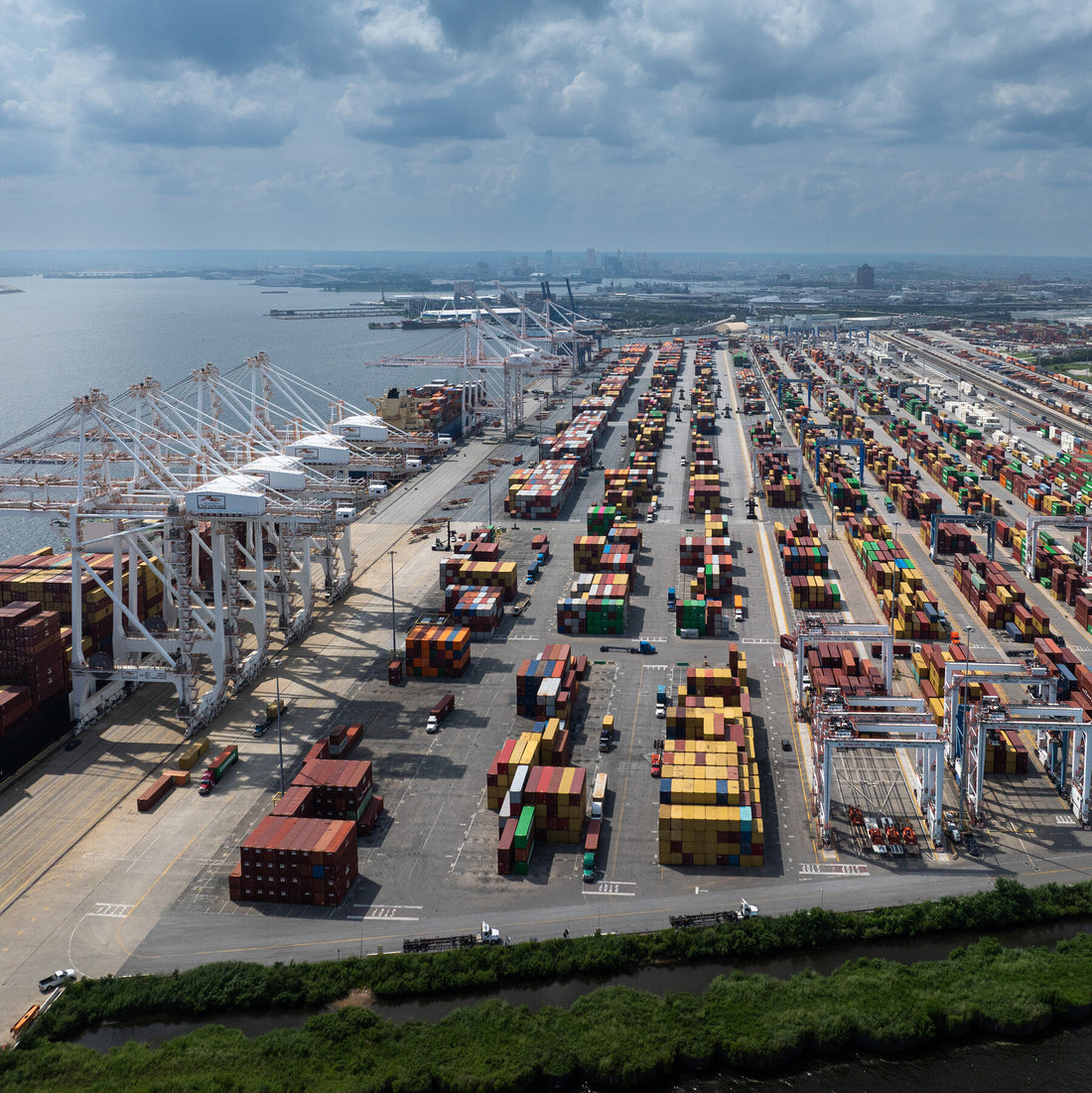 Trump Asks Supreme Court to Allow His Sweeping Tariffs