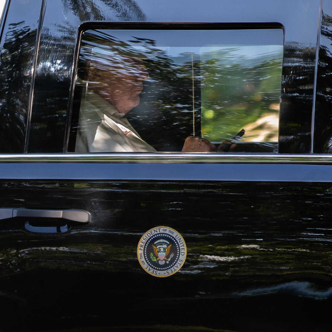 Trump Responds to Rumors About His Health During Oval Office Press Conference