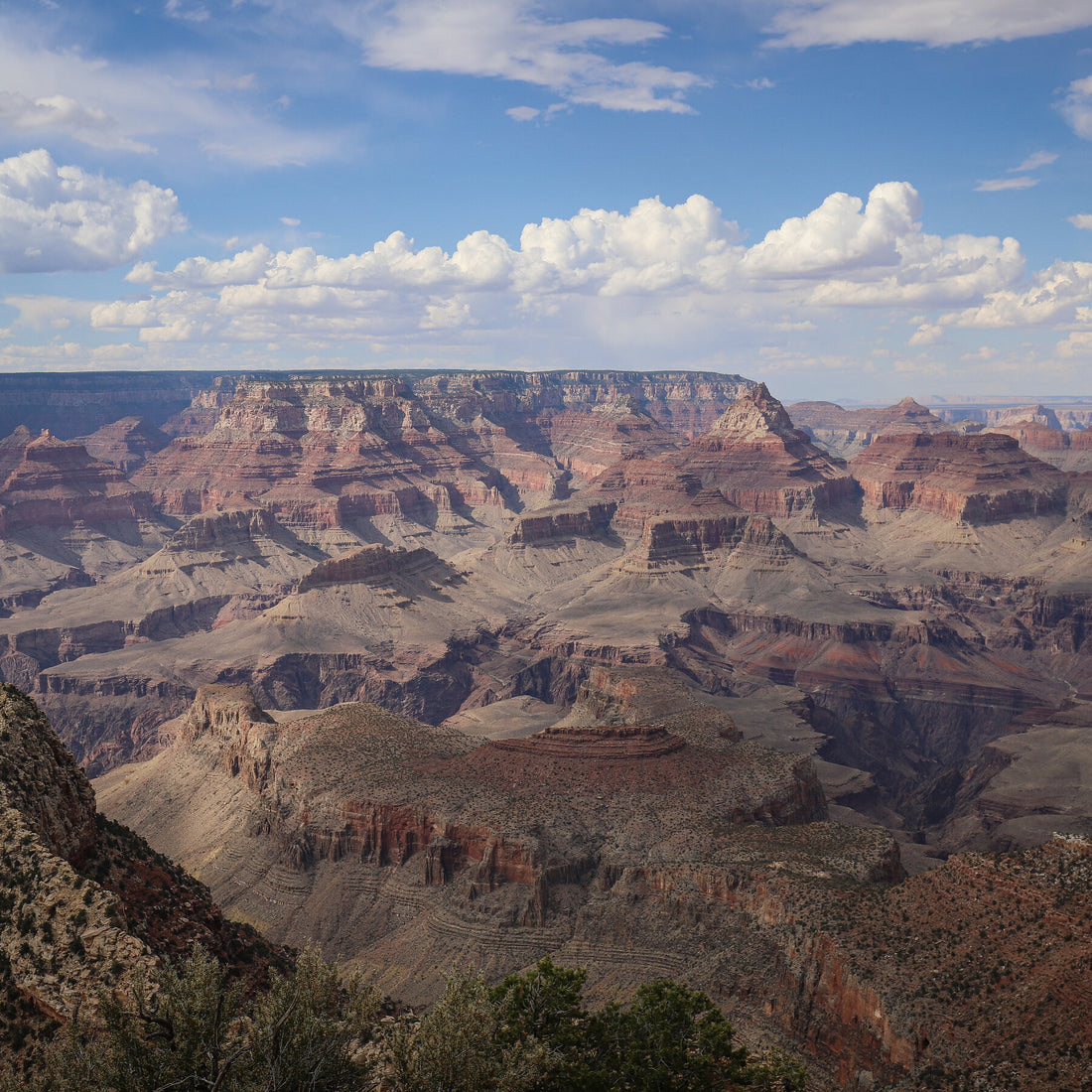 National Park Service Will Close All Grand Canyon Hotels for Water Line Repairs