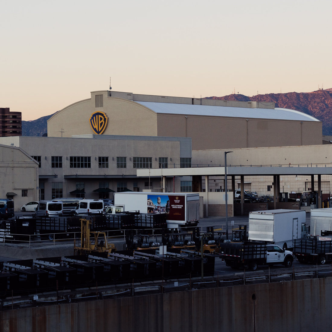 Paramount Makes Hostile Bid for Warner Bros. Discovery