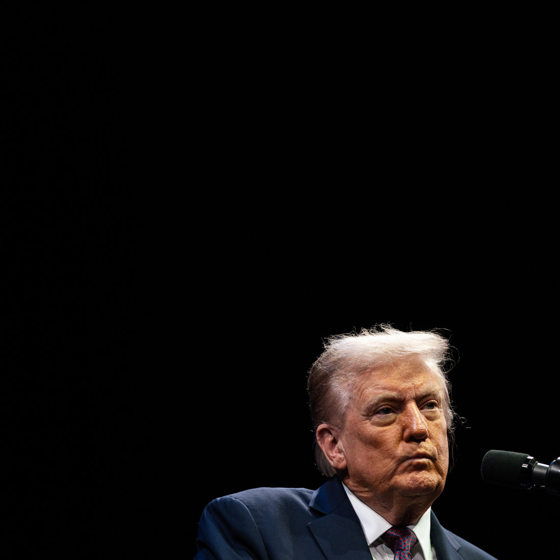 Trump Says Having ‘a Little Fight With the Wife’ Should Not Count as a Crime