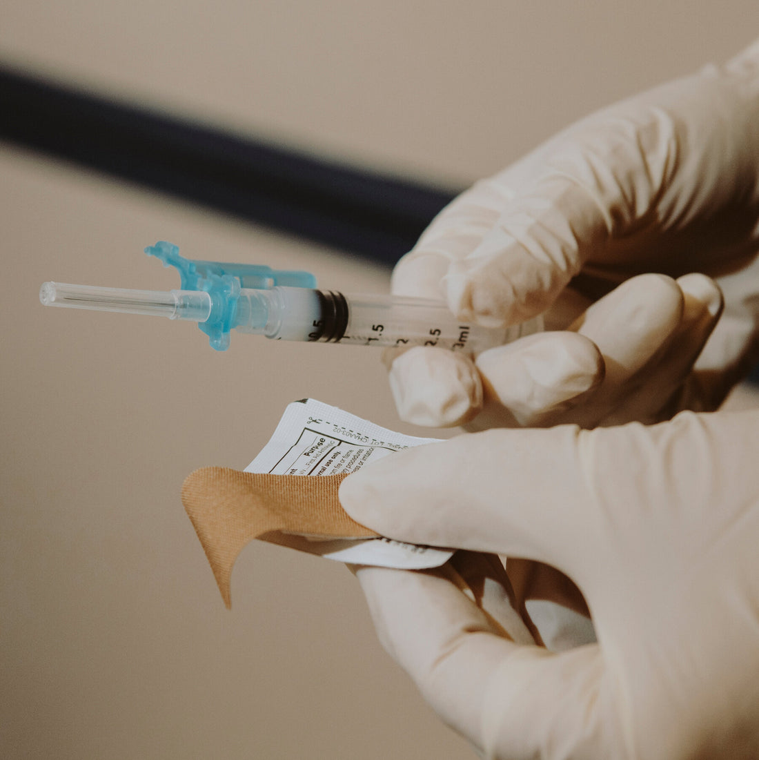 FDA Expands Covid Vaccine Inquiry to Adult Deaths