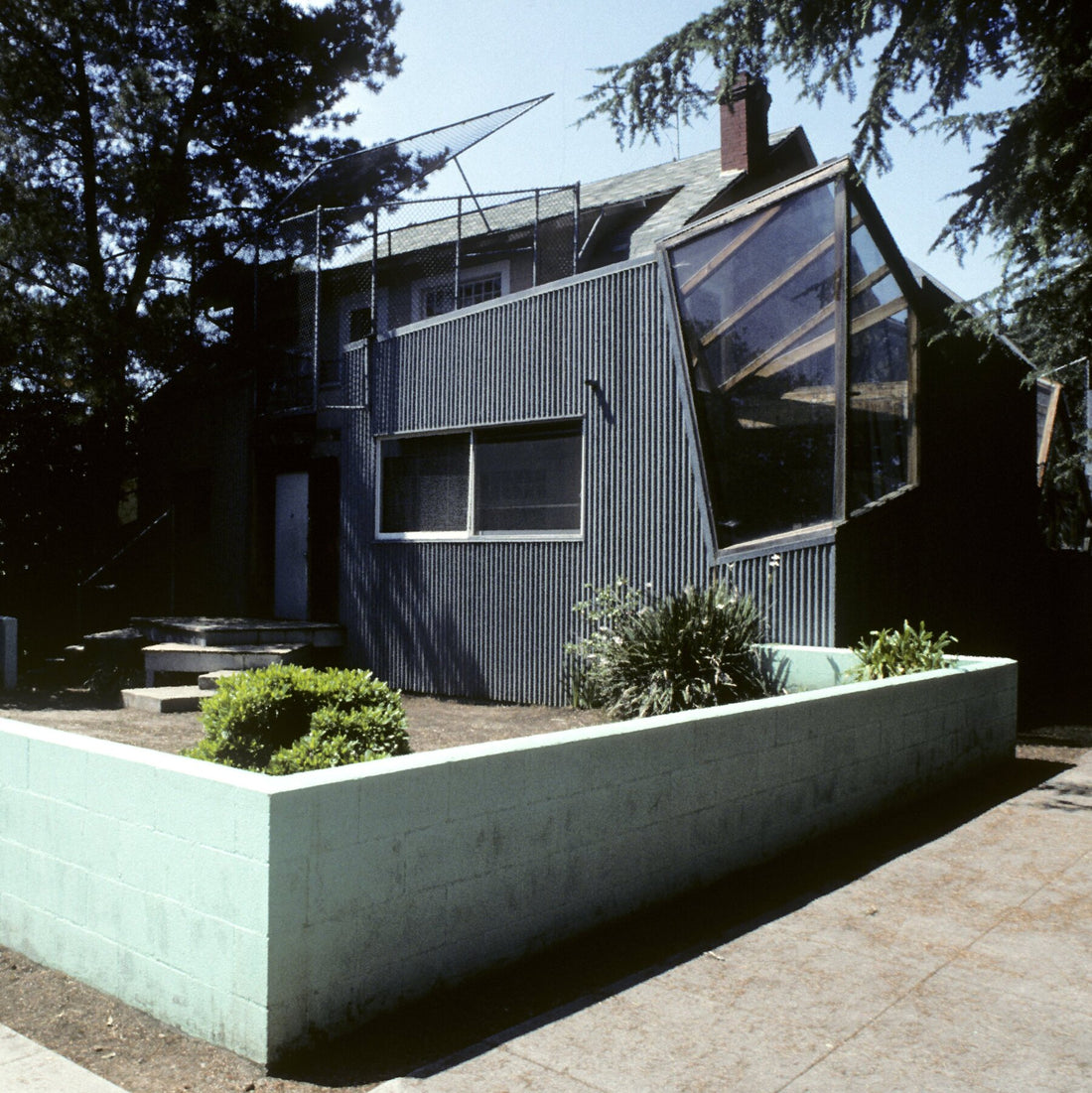 Frank Gehry’s Forgotten Masterpiece: His Own House in Santa Monica