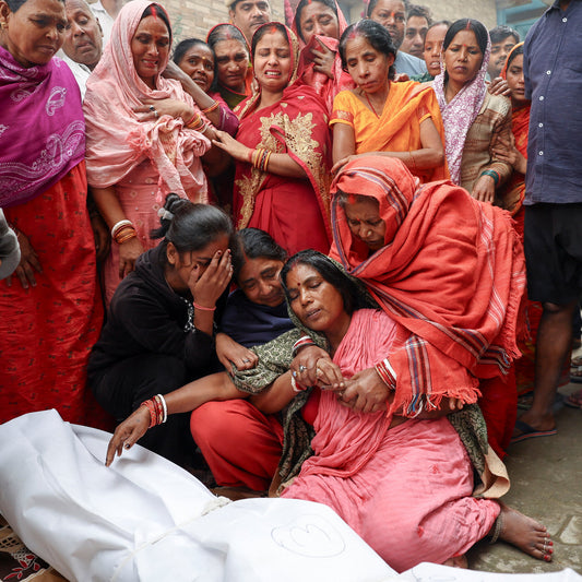 India’s Prime Minister Vows Justice After New Delhi Car Explosion Kills 8