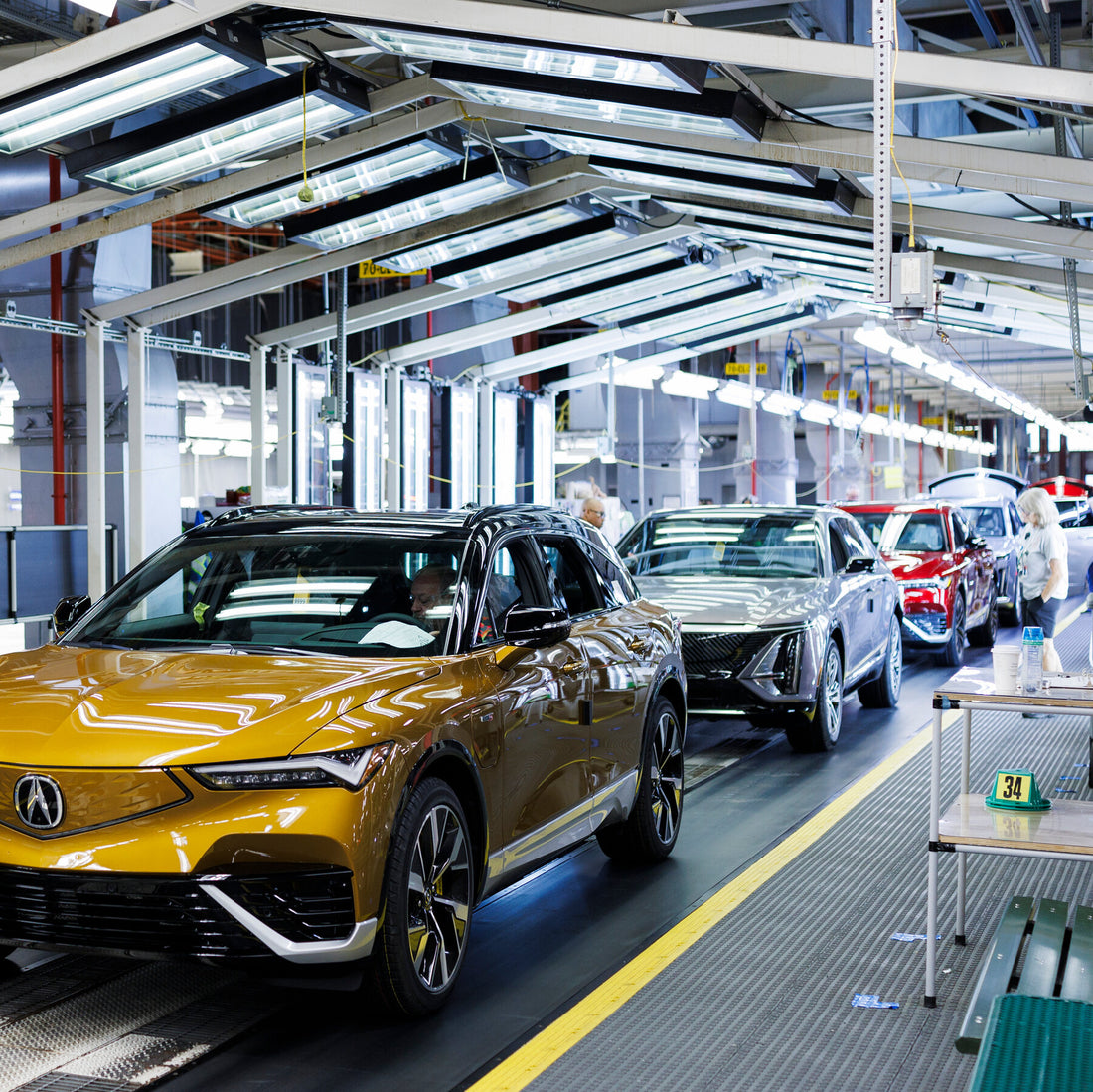 Slowing Electric Vehicle Sales Will Cost G.M. $1.6 Billion