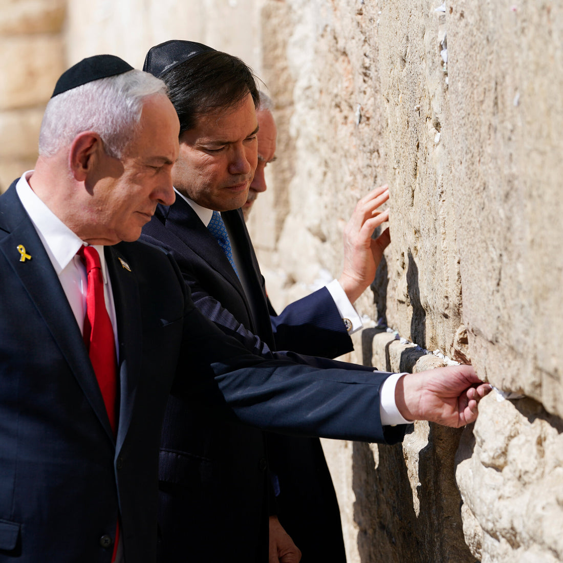 Arriving in Israel, Rubio Meets Netanyahu at Jerusalem’s Western Wall