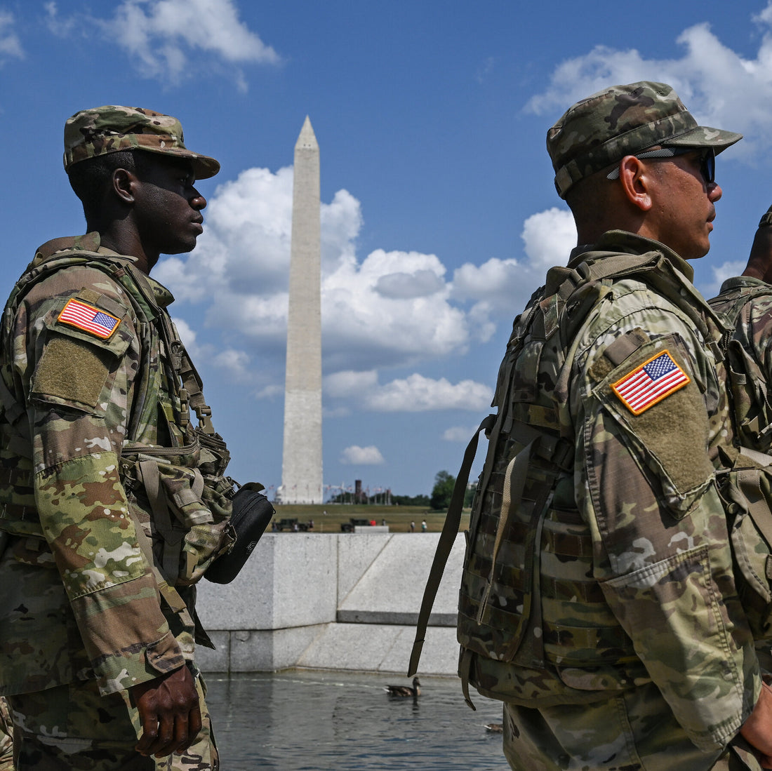 As Troops Walk the Streets, Washington Restaurants Report a Slump