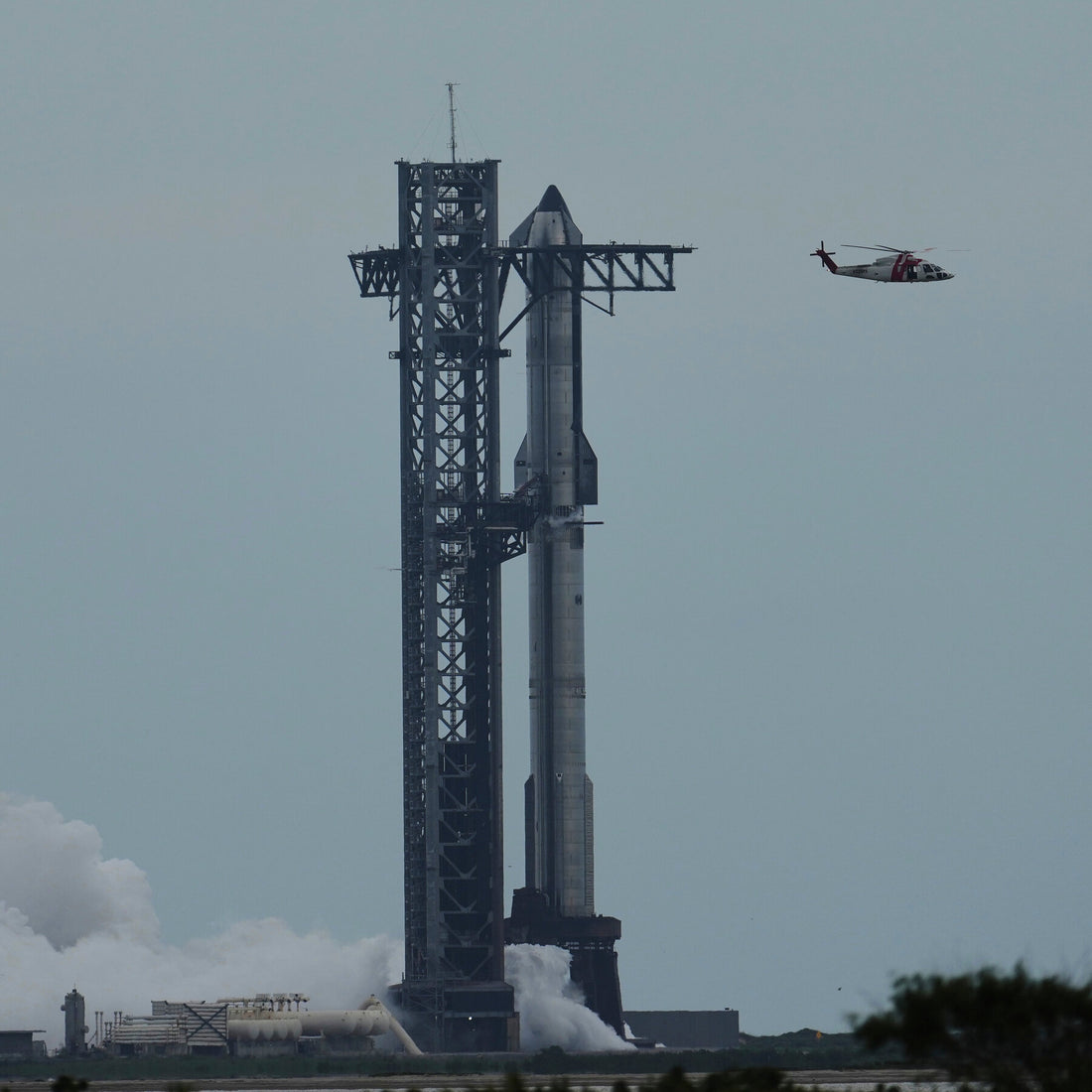 SpaceX Scrubs 10th Starship Test Launch Because of Lousy Weather