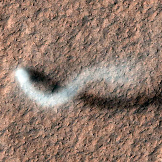 NASA Rover Discovers Lightning on Mars
