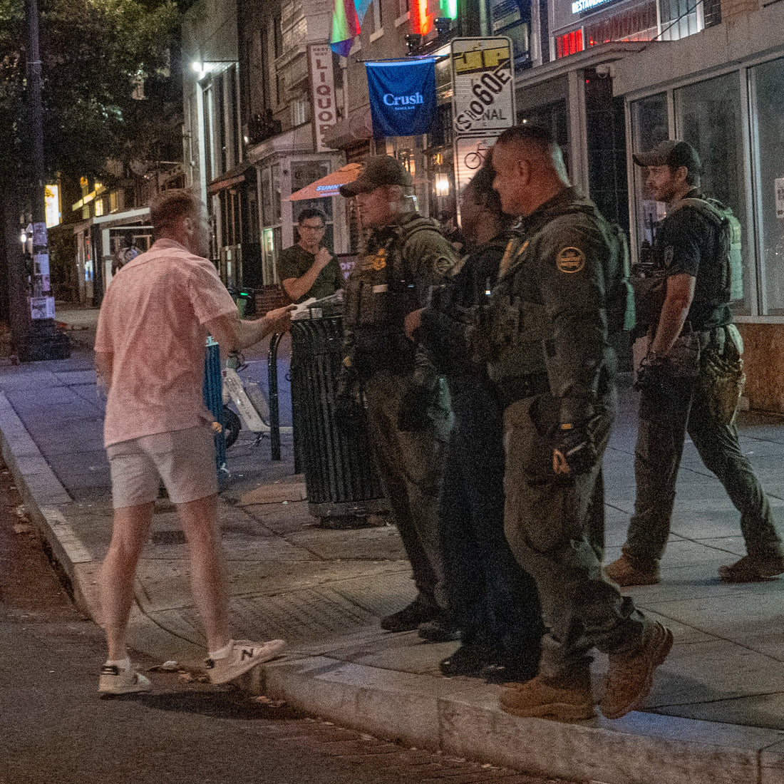 Prosecutors Fail to Secure Indictment Against Man Who Threw Sandwich at Federal Agent