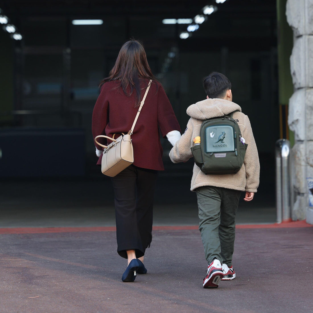 South Korea Outlaws Use of Smartphones During Class