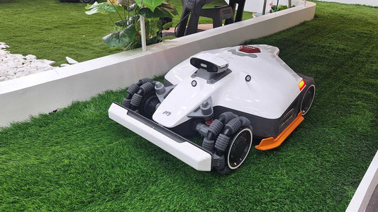 This new robot mower switches between LiDAR, RTK and cameras to make sure it never gets lost