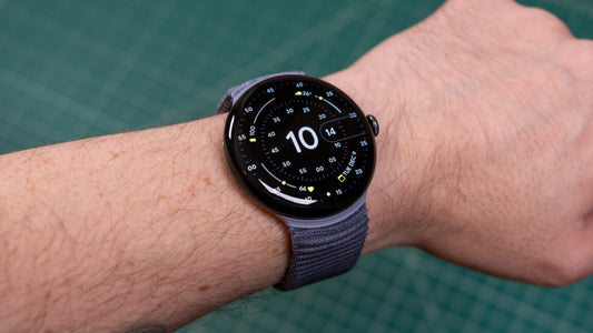 Google is reviving wearable gesture controls, but only for the Pixel Watch 4