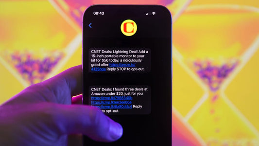 Still Shopping for the Holidays? I Can Text You the Best Holiday Deals Right to Your Phone