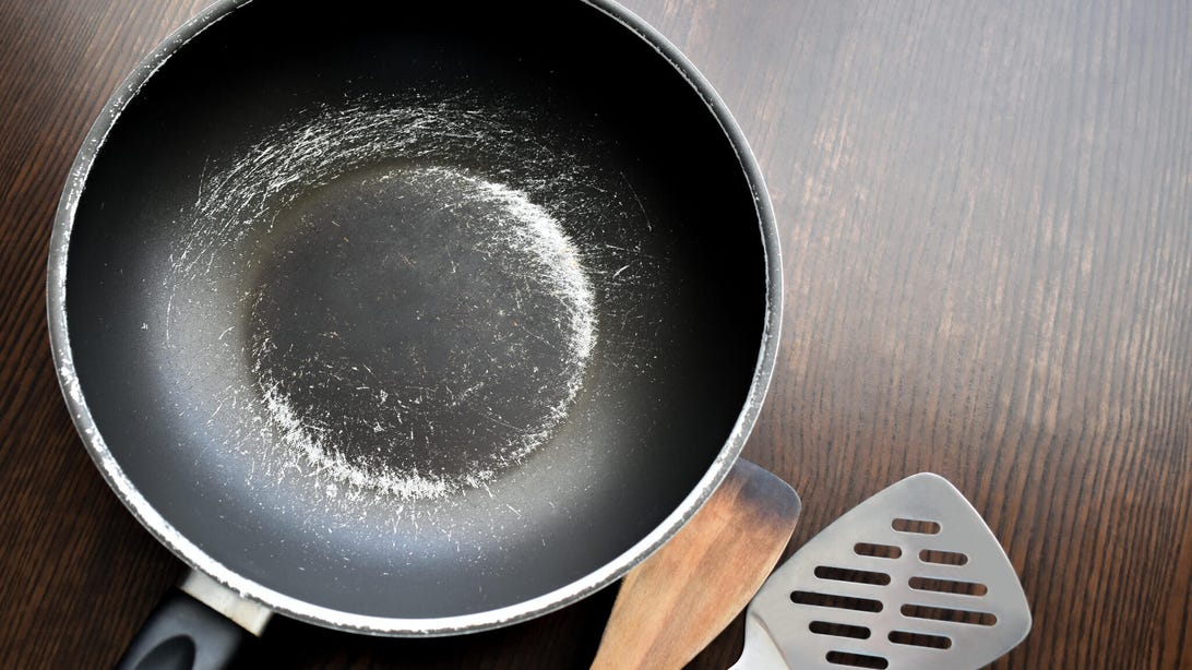 That Expensive Nonstick Pan You Love? You're Slowly Killing It With These 5 Foods.
