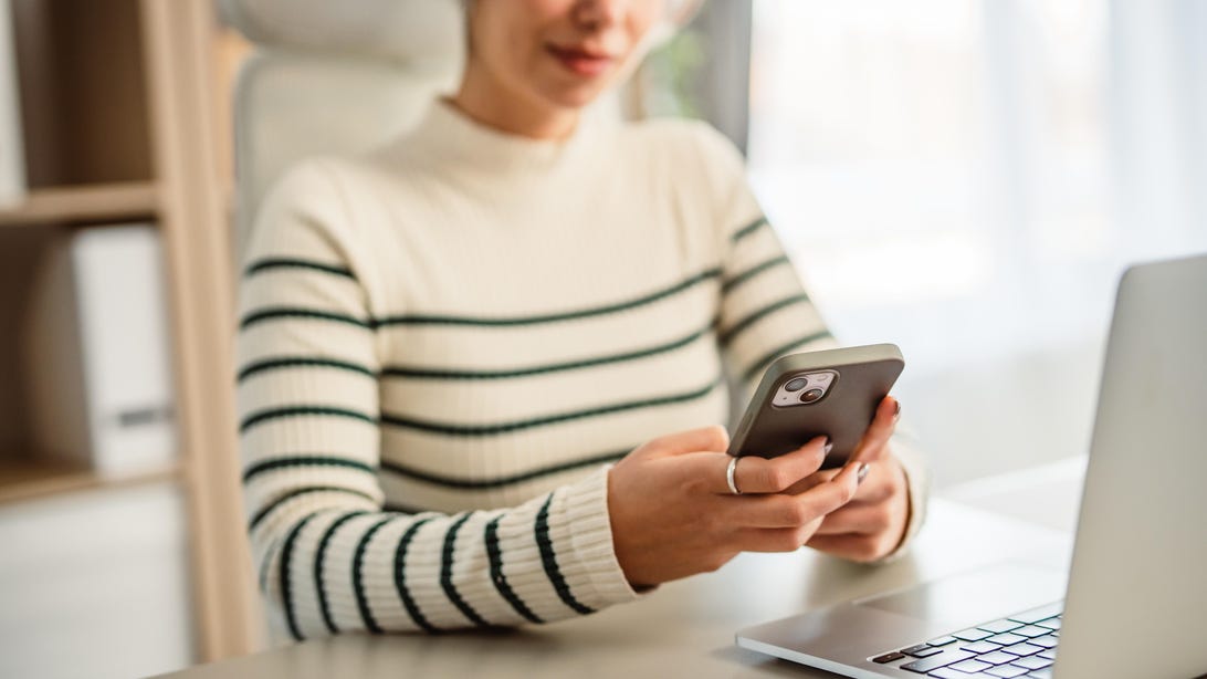 Stop Switching Devices Manually: Your Guide to Multipoint Bluetooth Audio