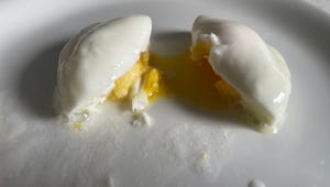 The Genius Microwave Poached Egg Hack That Transformed My Morning Routine