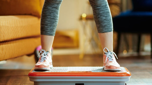 Vibration Plates: Fitness Experts Explain the Best Way to Use This Workout Tool