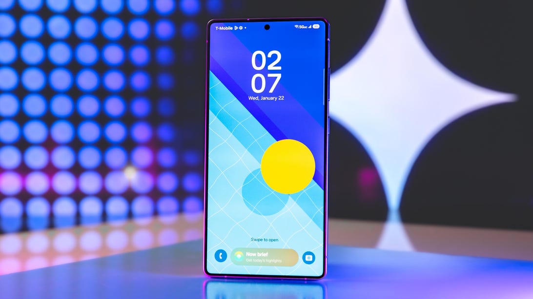 Galaxy S25 Ultra Review: Greatest Phone Screen Ever, but Let's Not Talk About the AI