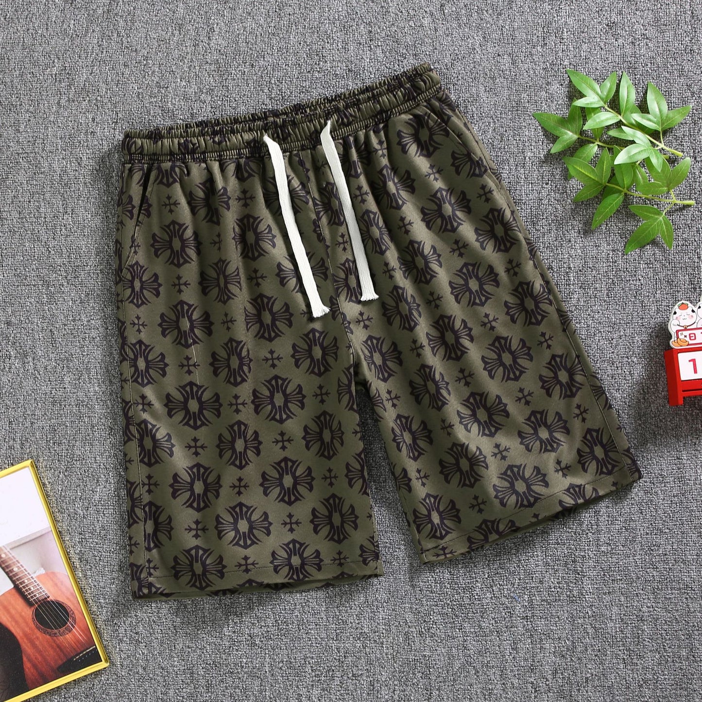 Quarter pants Men's summer beach pants Men's casual running shorts Men's 5 straight leg pants trend