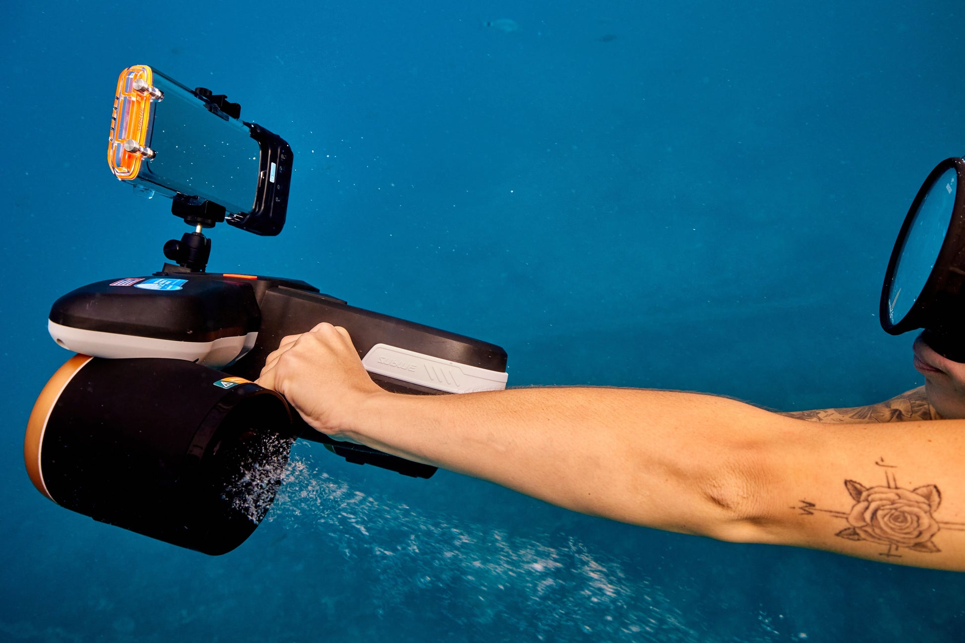 Navbow+ by Sublue Underwater Scooter