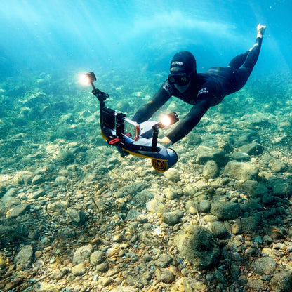 H1 Smart Waterproof Phone Case by Sublue Underwater Scooter