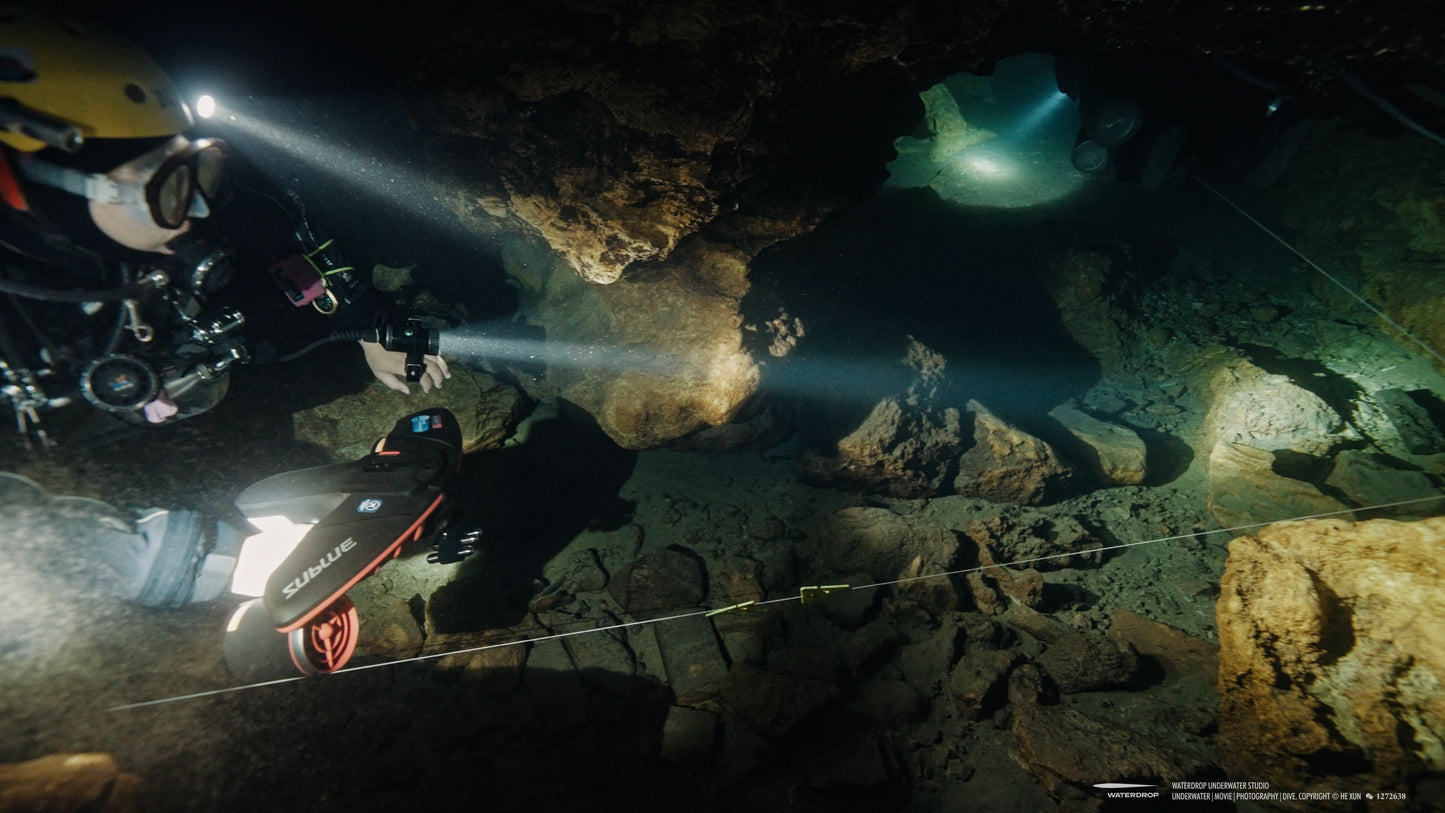 Navbow by Sublue Underwater Scooter