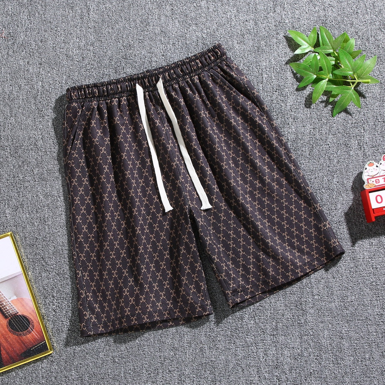 Quarter pants Men's summer beach pants Men's casual running shorts Men's 5 straight leg pants trend