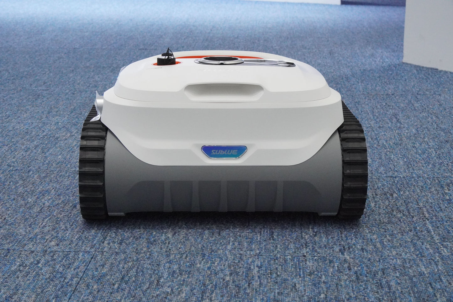 BN Pro Robotic Pool Cleaner by Sublue Underwater Scooter