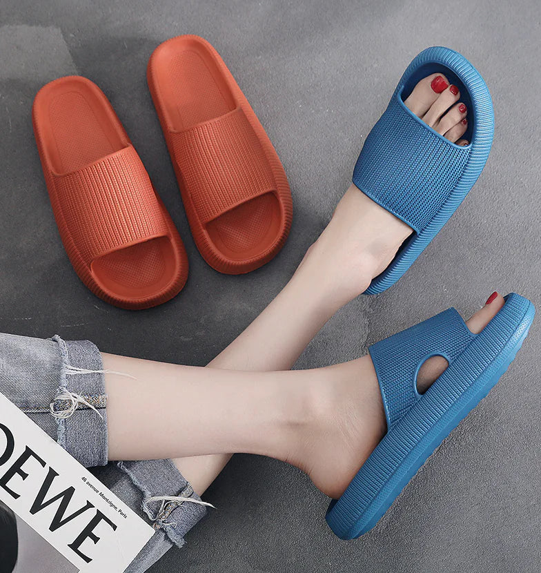 Cozy Pillow Slides Anti-Slip Sandals Ultra Soft Slippers Cloud Home Outdoor Shoe