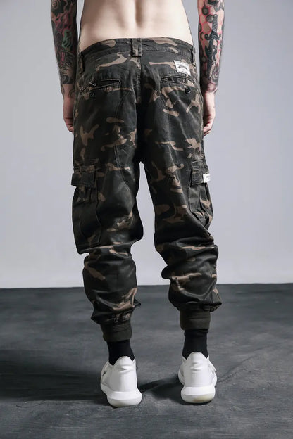Men's Streetwear Camouflage Cargo Pants in Loose Fit