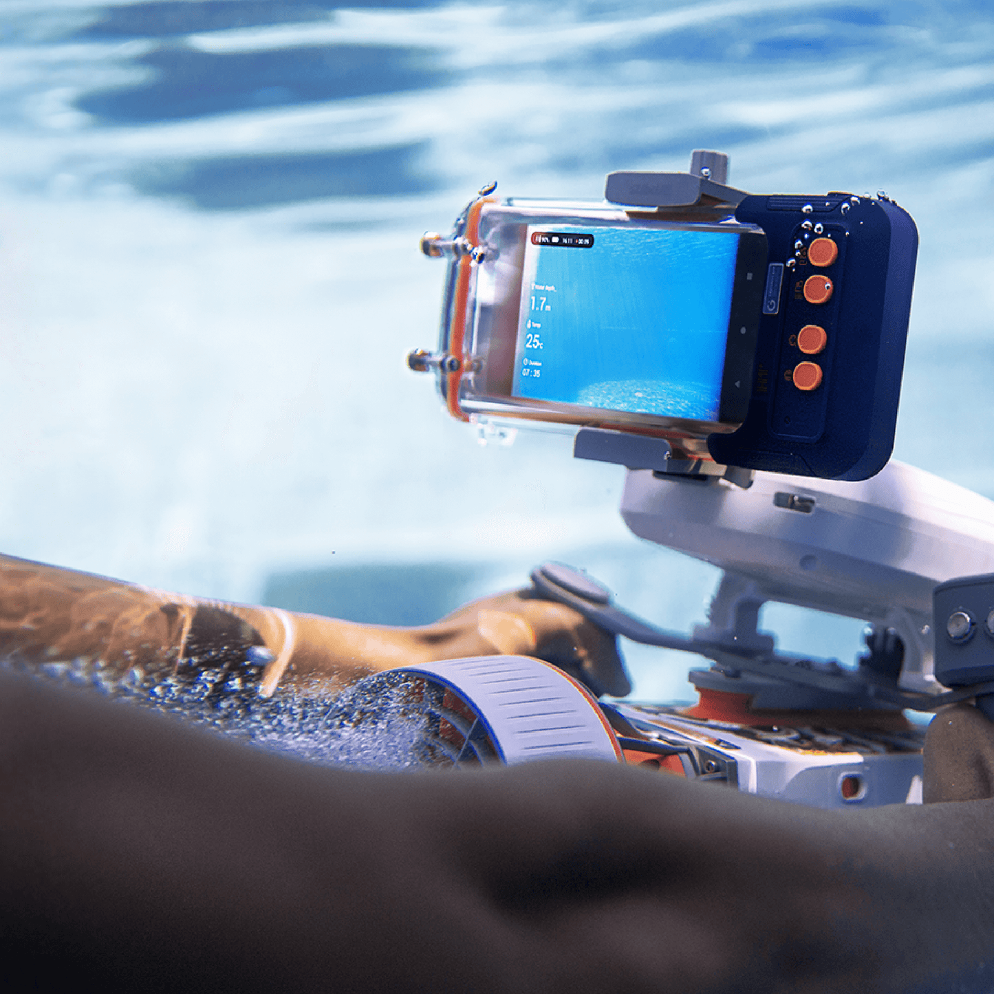 H1+ Smart Waterproof Phone Case by Sublue Underwater Scooter