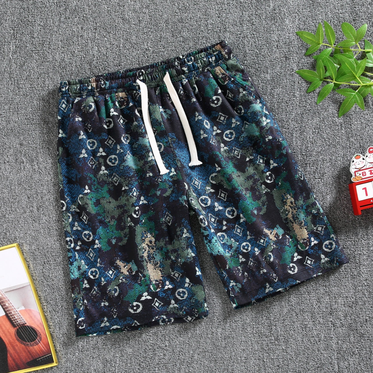 Quarter pants Men's summer beach pants Men's casual running shorts Men's 5 straight leg pants trend